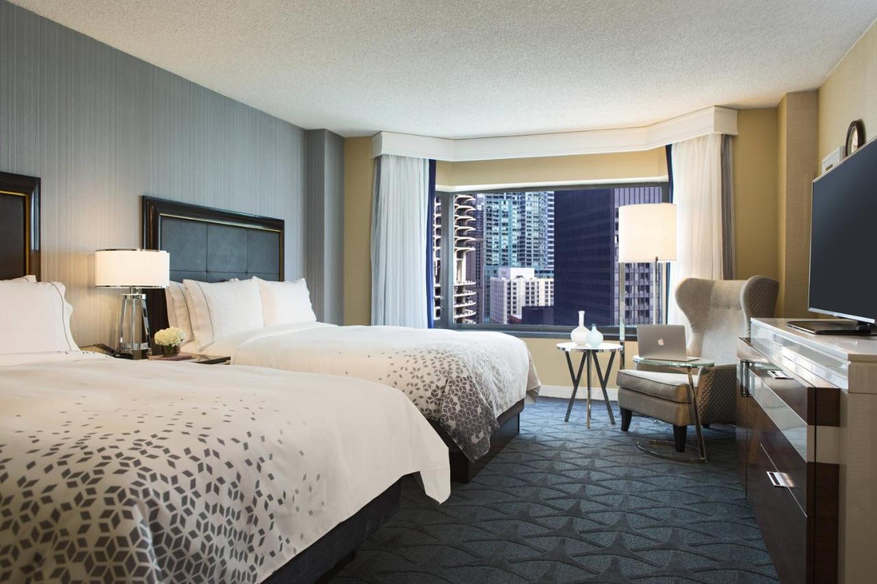 Renaissance Chicago Downtown Hotel Экстерьер фото